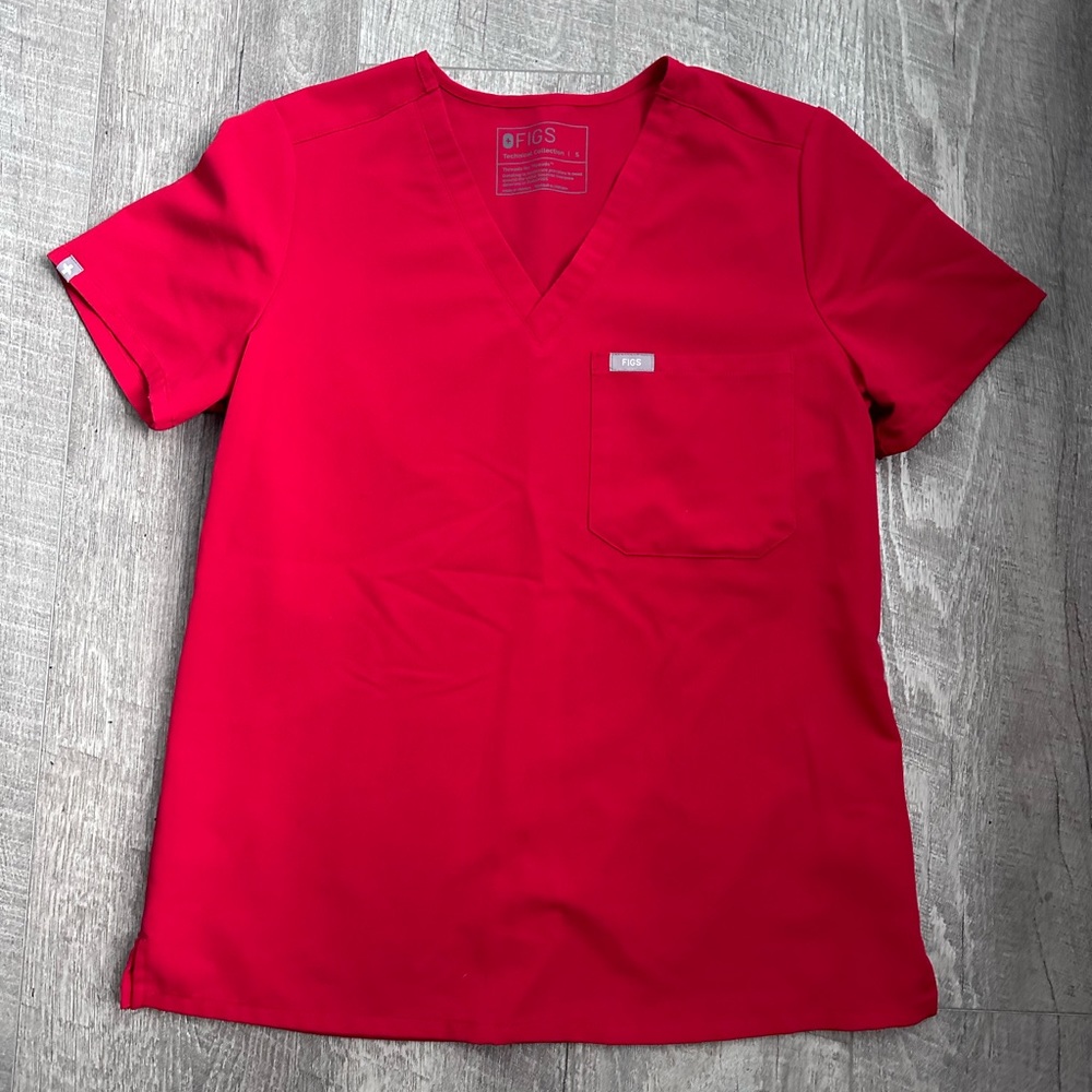 FIGS Casma Three-Pocket Scrub Top
